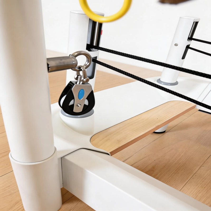 White Pilates Reformer Bed Cor - đánh giá và giá Pilates Yoga Loft